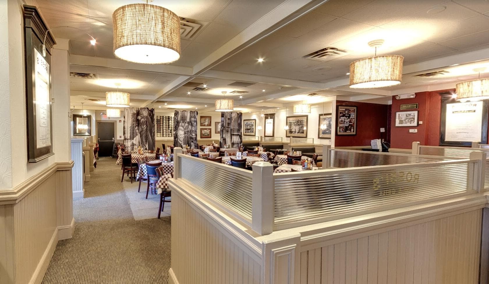 Photo of Rossi's Bar & Grill, Main Dining Area
