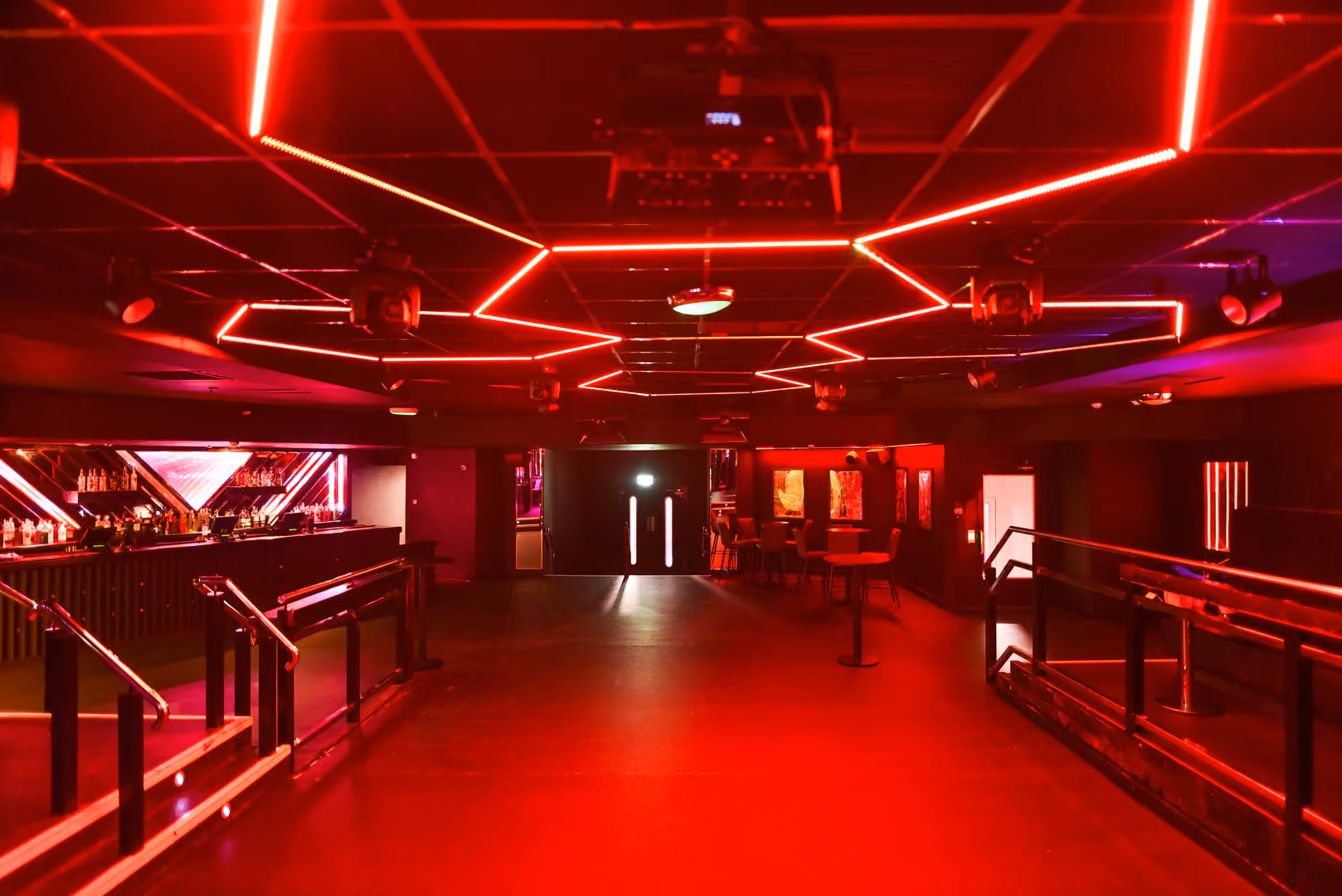 Room 2, Circuit Cardiff photo #3