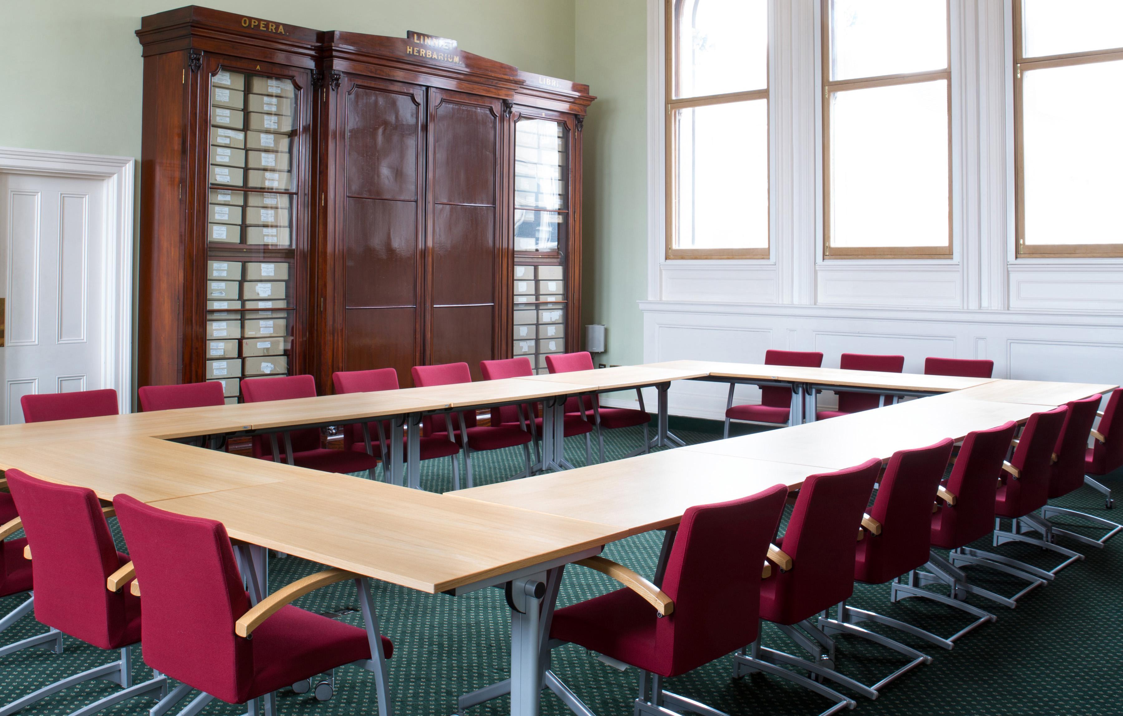 The Linnean Society of London, Meeting Room
   photo #1