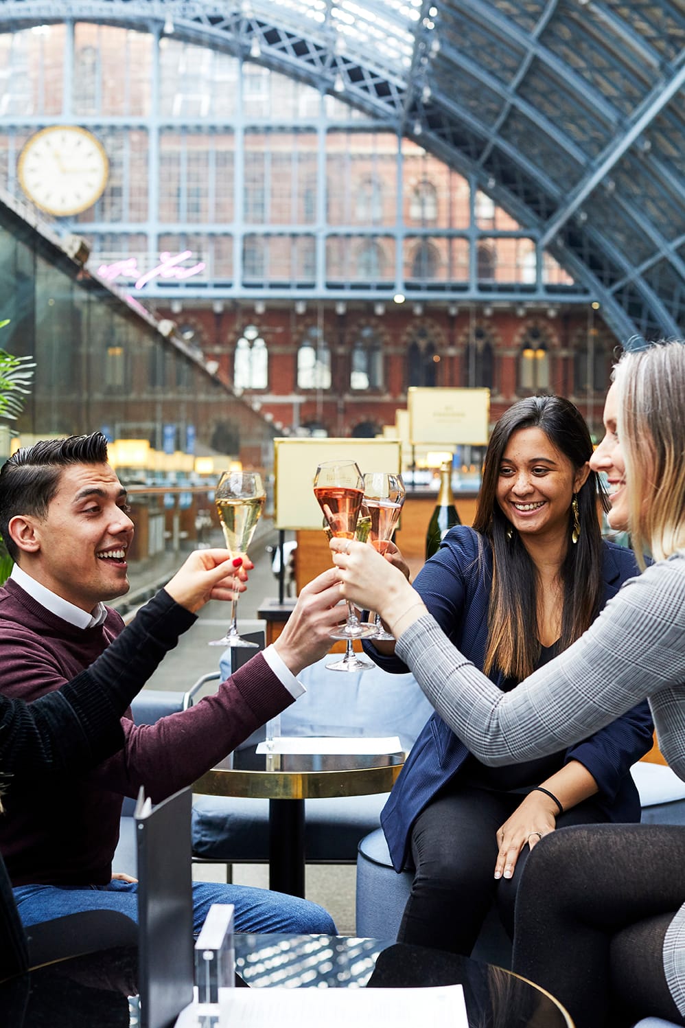 Photo of St Pancras Brasserie & Champagne Bar By Searcys, Champagne Bar