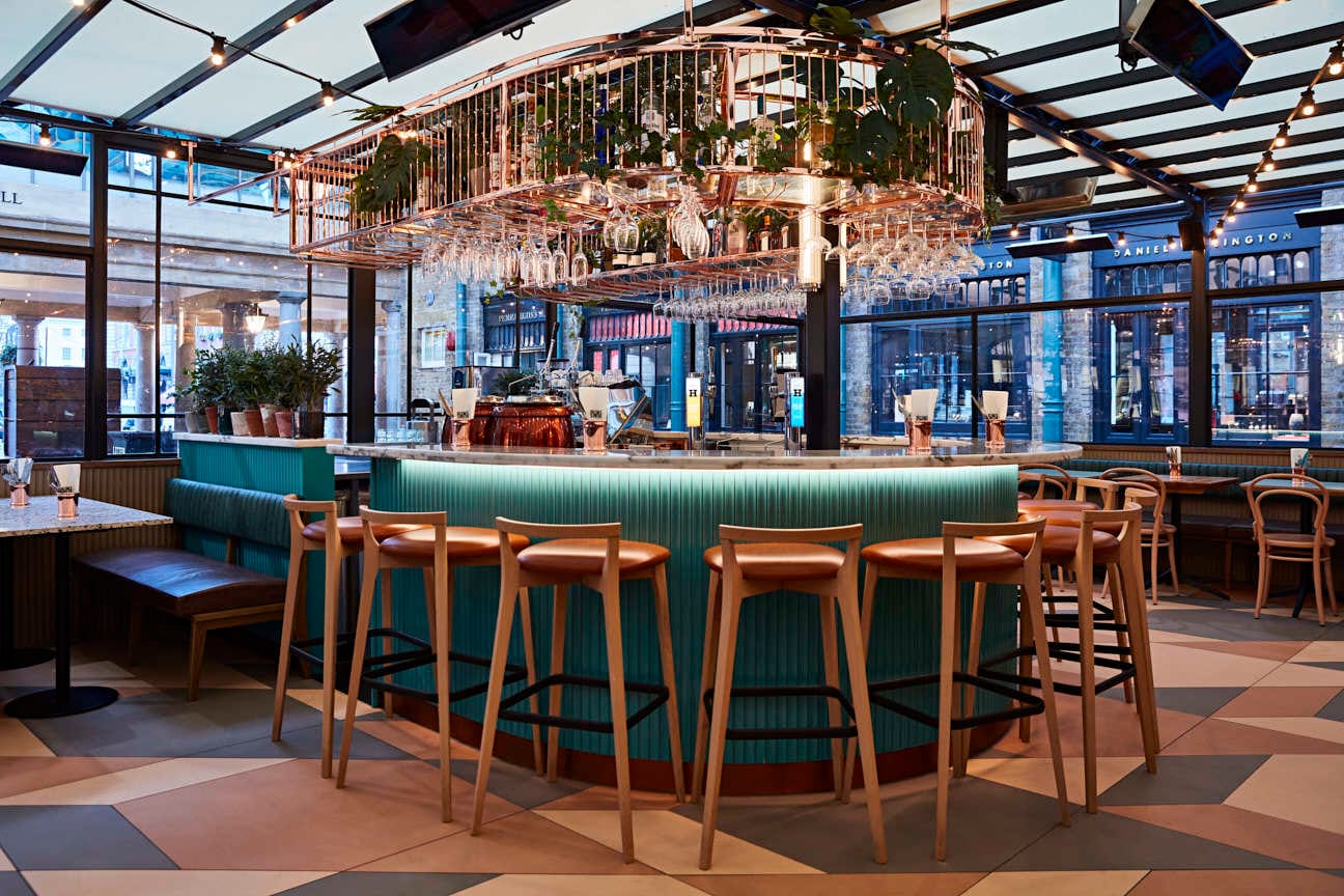 Photo of Buns & Buns, Bar Space