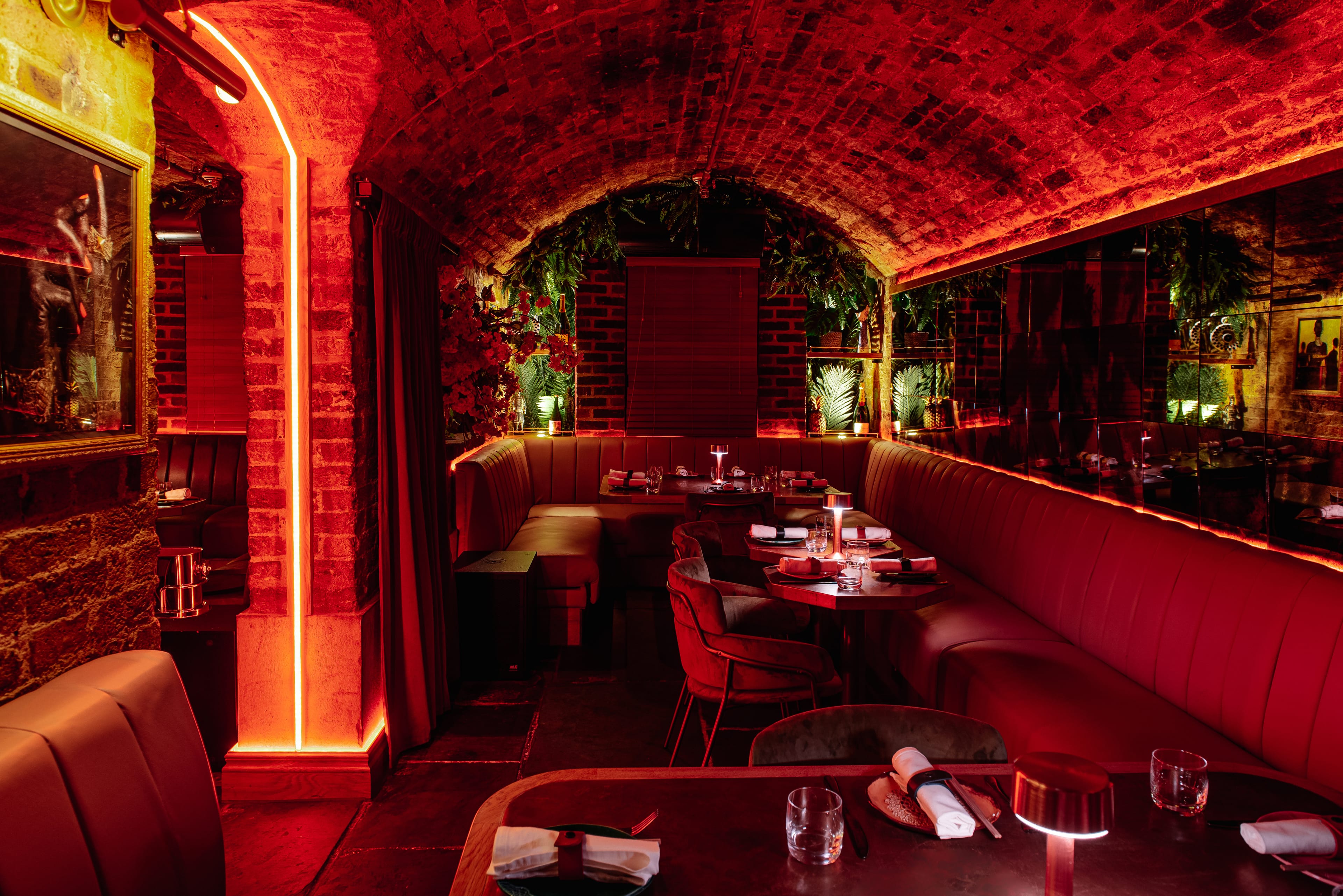 Photo of Buns & Buns, Cache Cache Speakeasy