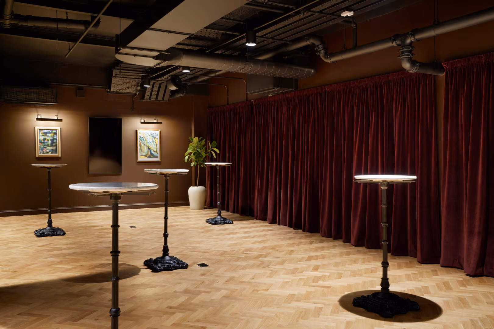 Main Events Suite, Arding & Hobbs photo #6
