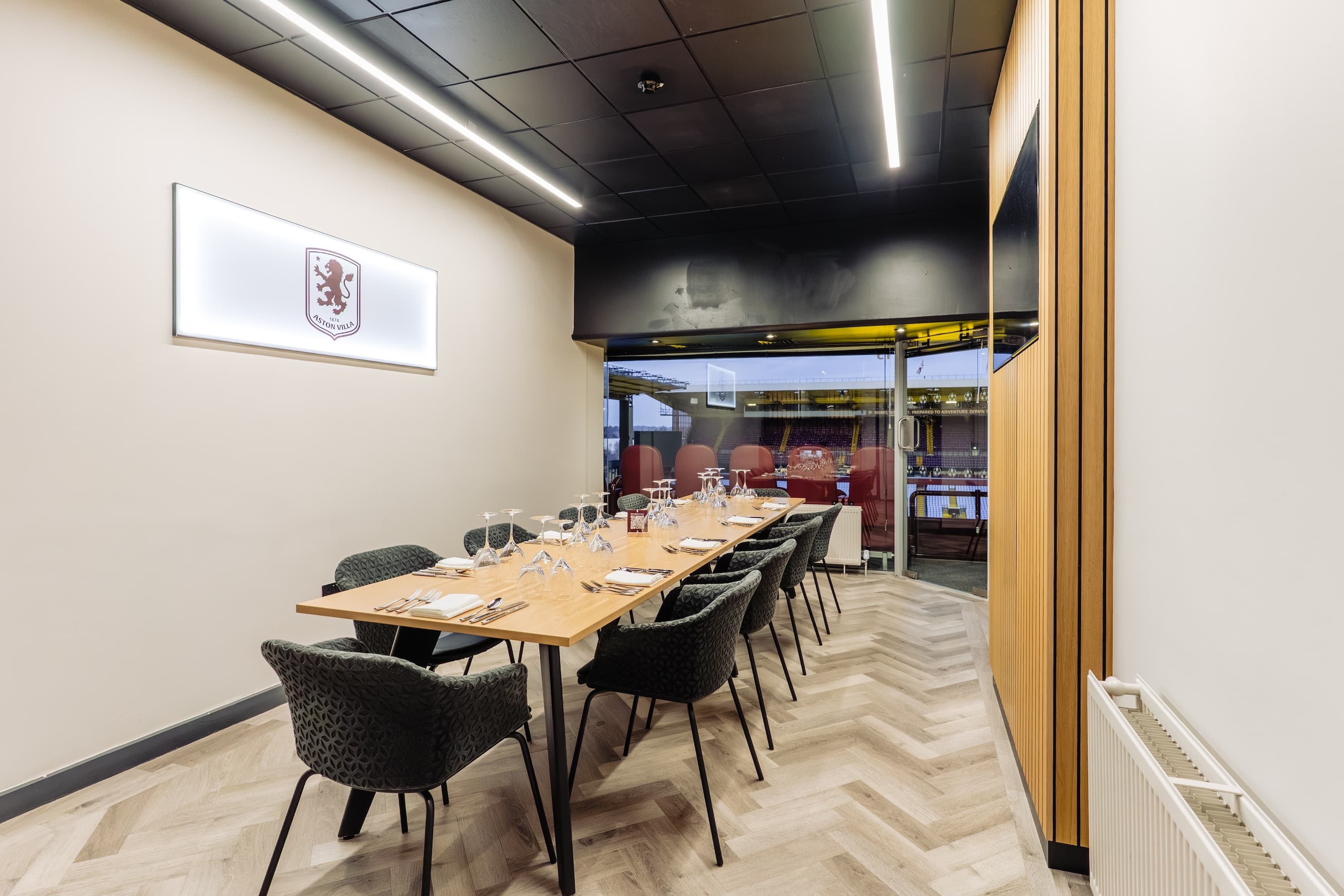 Trinity Executive Box