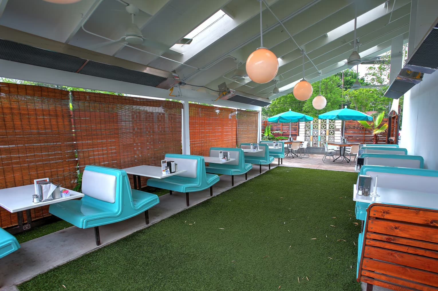 Sawyer & Co, Patio photo #2