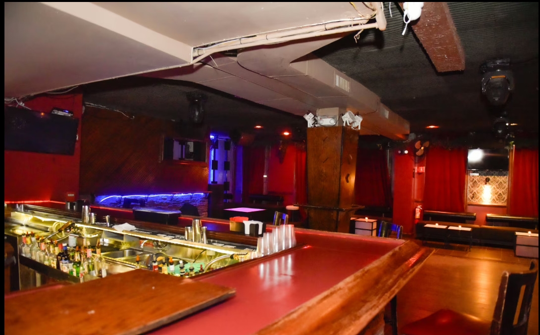 Photo of Cheers NYC, Main Floor