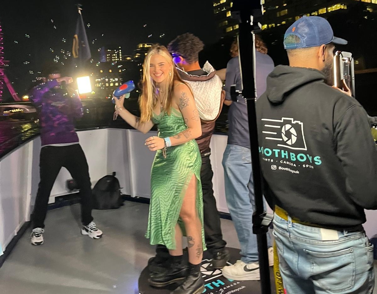 Photo of MV Viscount, Exclusive Hire