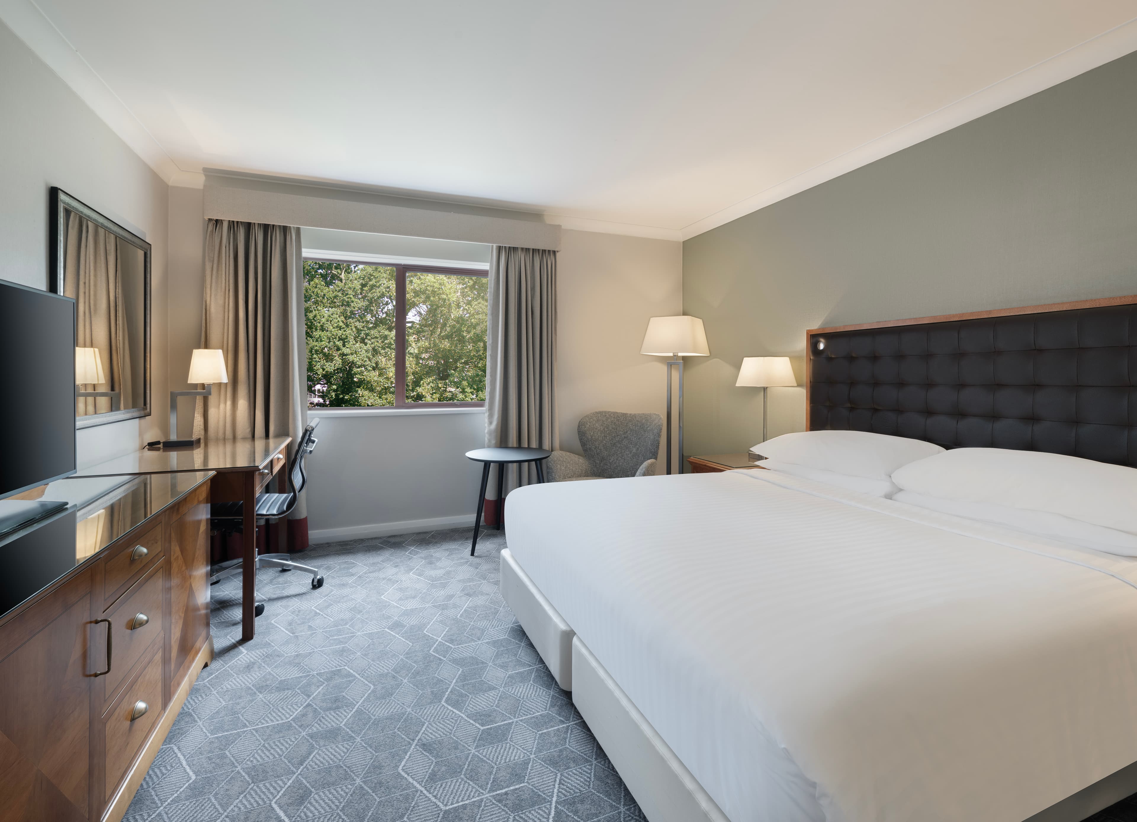 Forest Suite, Delta Hotels By Marriott Waltham Abbey photo #14