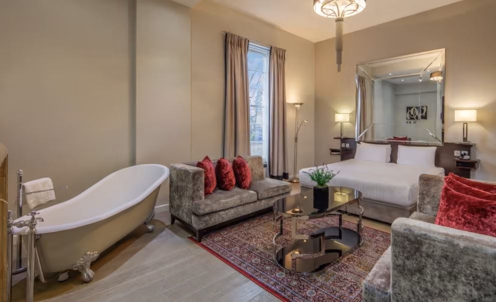 O4 Room, Doubletree By Hilton London Greenwich photo #10