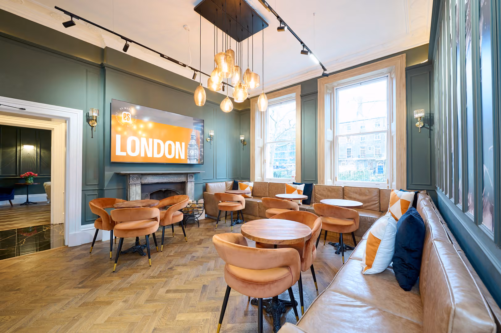 The Lounge, ES London photo #7