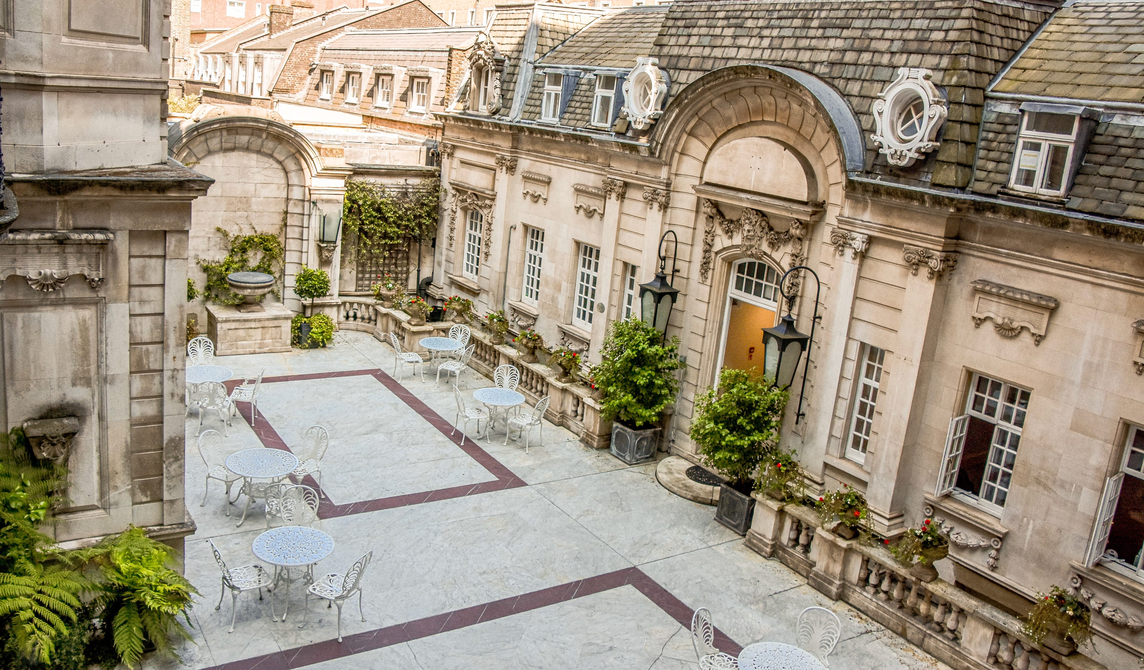 Photo of Dartmouth House, Courtyard