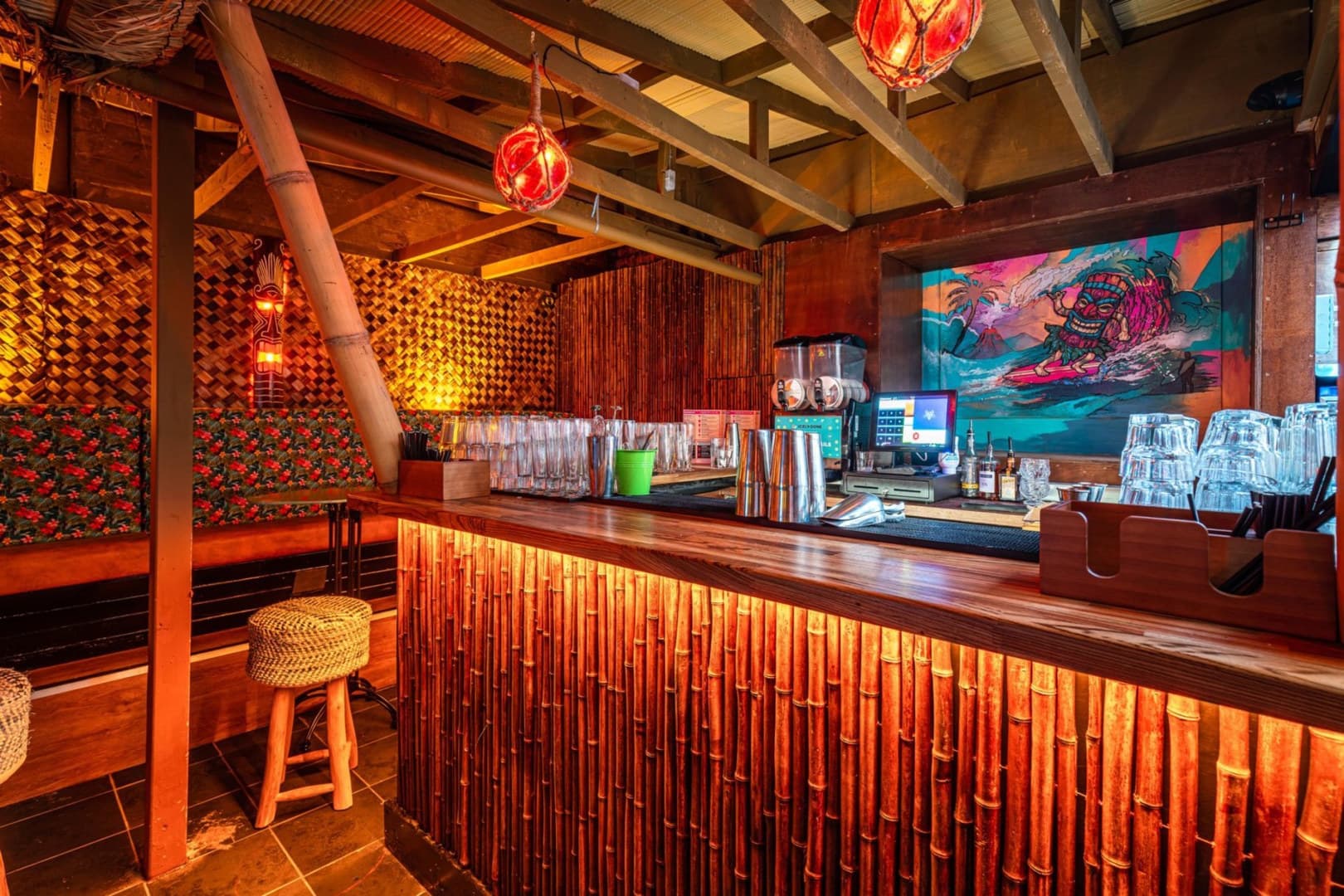 Surfer's Cove, Tiki Hideaway Liverpool photo #1