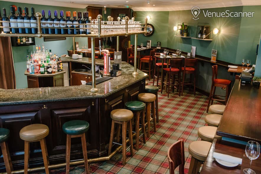 Number 25, Exclusive Hire photo #3