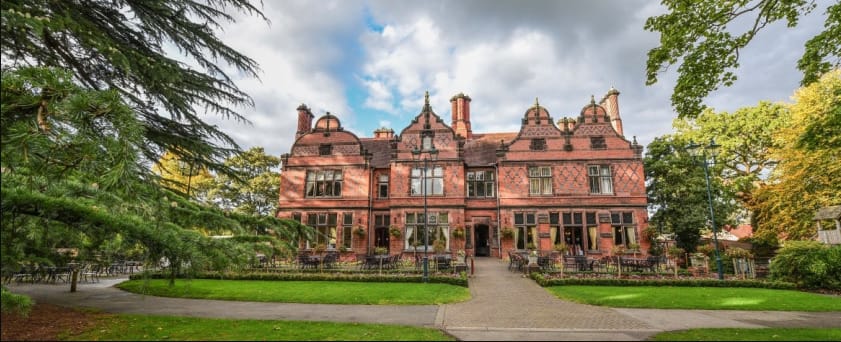 Photo of The Oakfield At Chester Zoo, Magnolia Suite