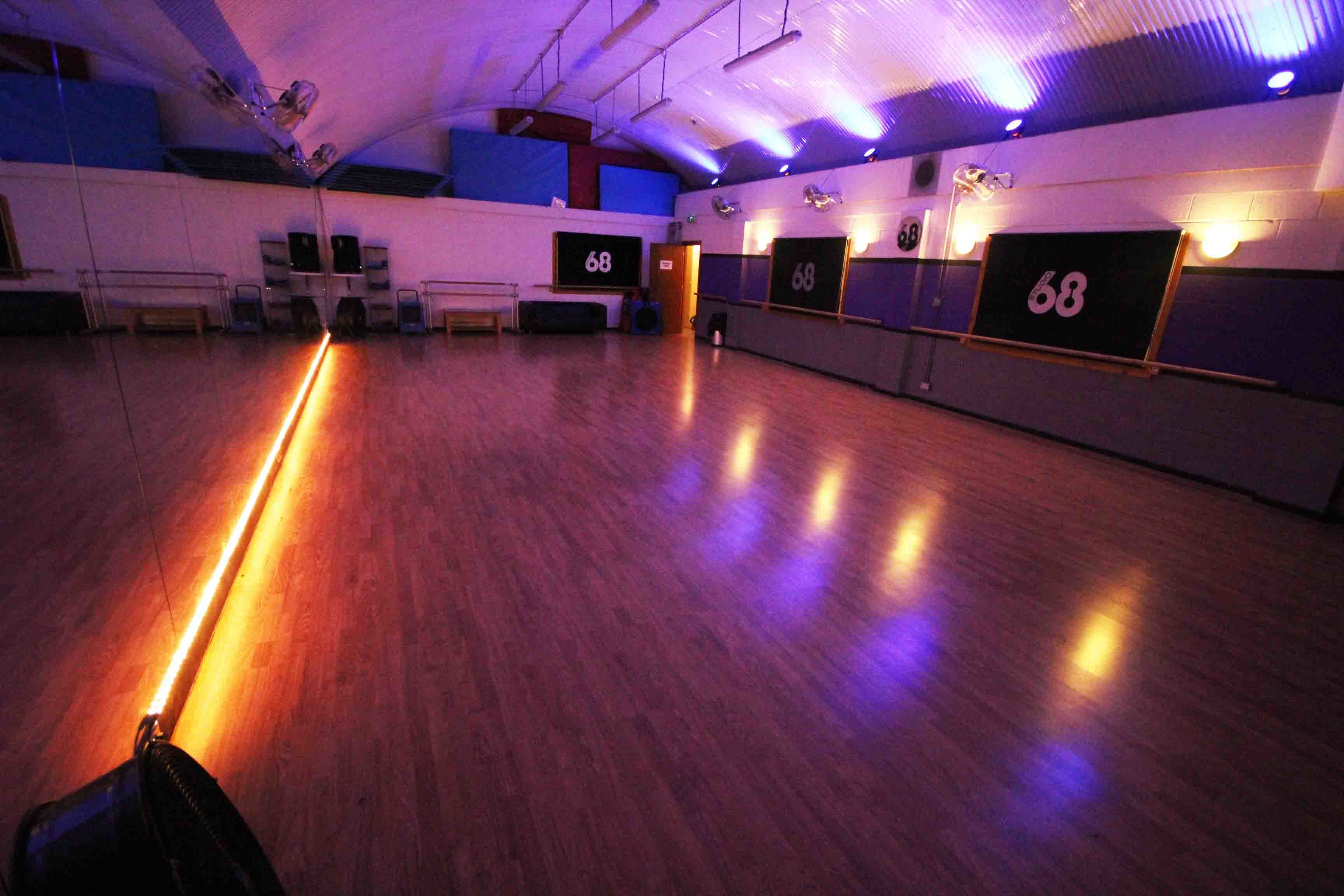 Studio 68, 'LA' - Main Studio photo #2