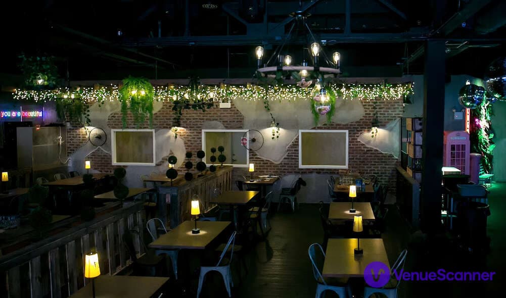 Whole Venue, Theme House Restaurant & Karaoke Bar photo #3