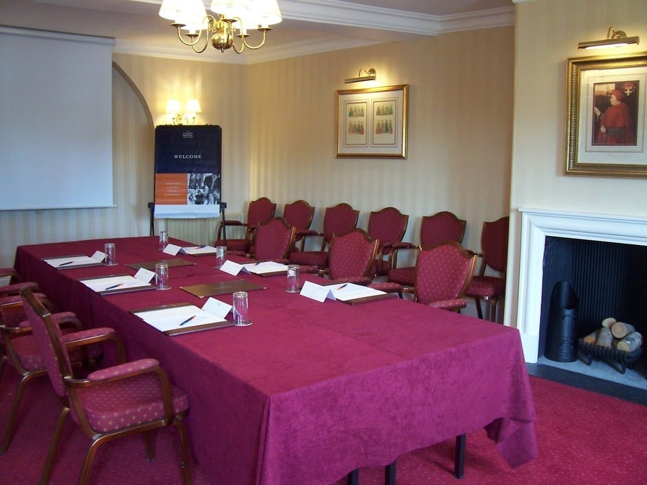 Photo of Carlton Mitre Hotel, Library