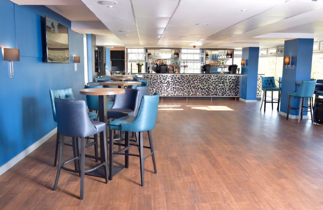 Duke's Suite, Hamilton Park Racecourse photo #1