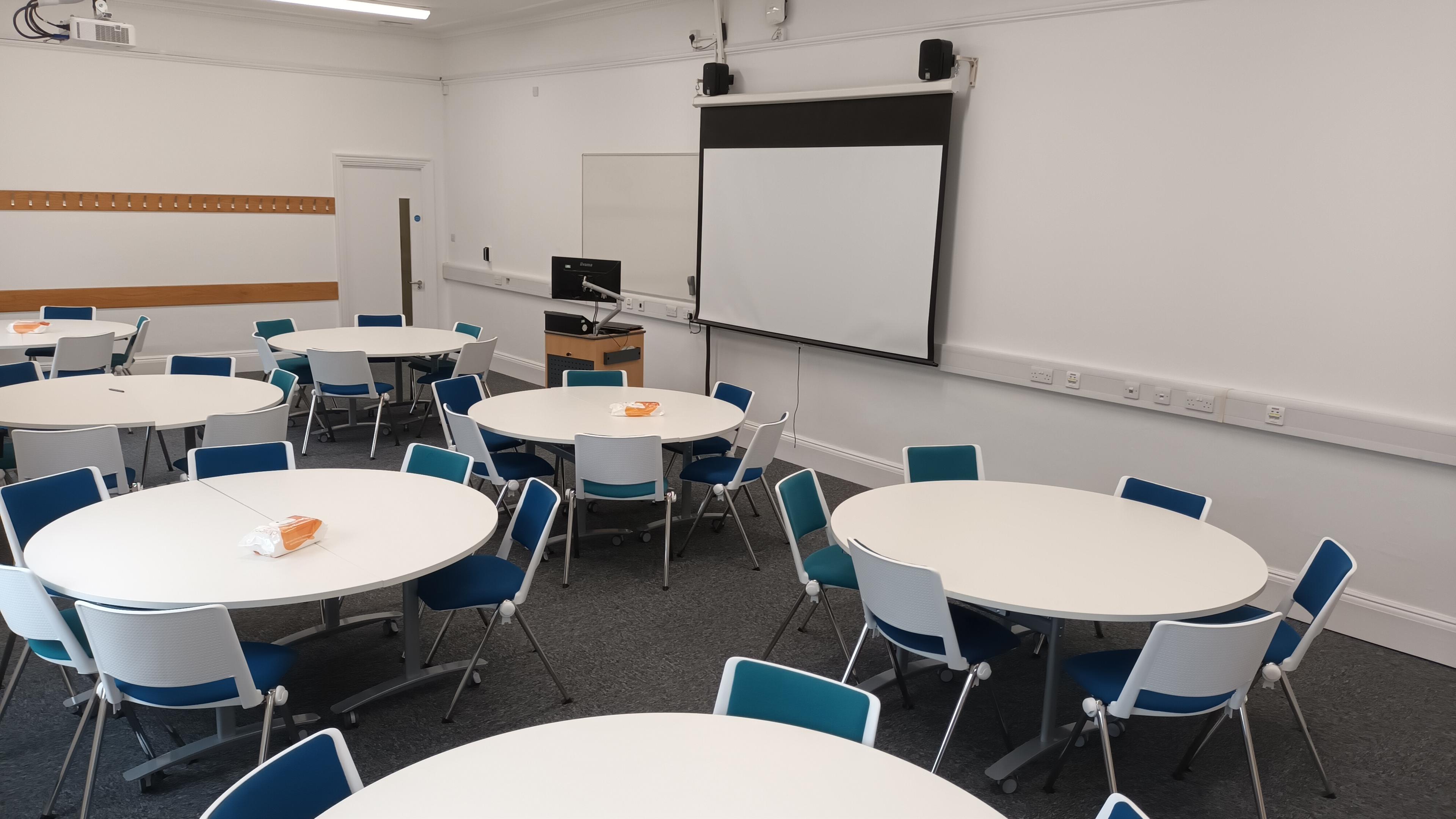 Canterbury Christ Church University, The Old Sessions House Classroom F17 photo #0