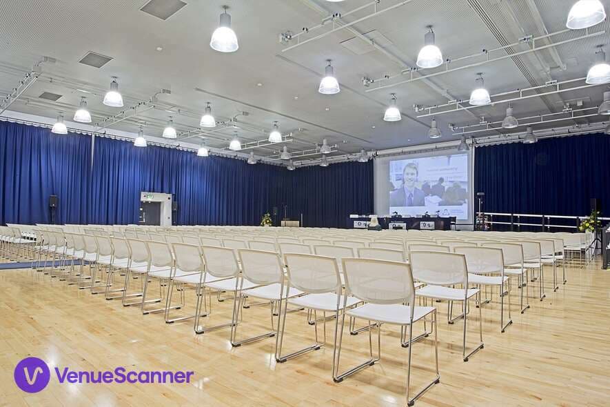 Canterbury Christ Church University, Augustine Hall photo #3