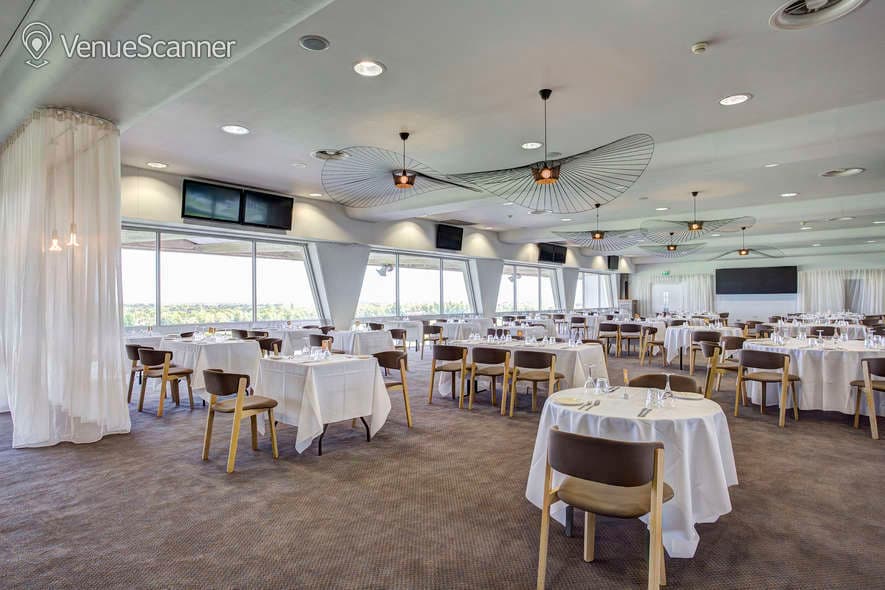 Equus Suite, Sandown Park Racecourse photo #1