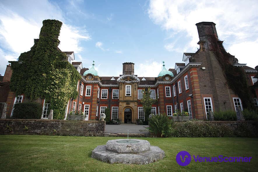 Barnett Hill, Drawing Room photo #3