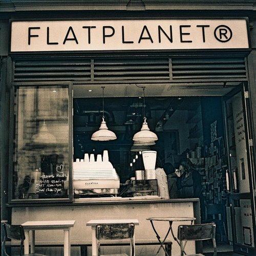Flatplanet, Cafe photo #1