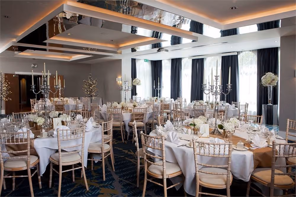 Exclusive Hire, Crowne Plaza Gerrards Cross photo #2