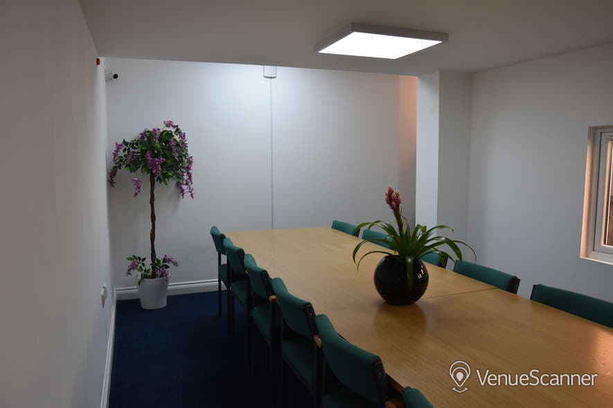 Lily, Quadrant House Wimbledon photo #1