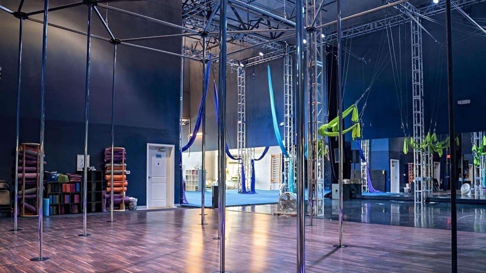 Pole Dance Studio
