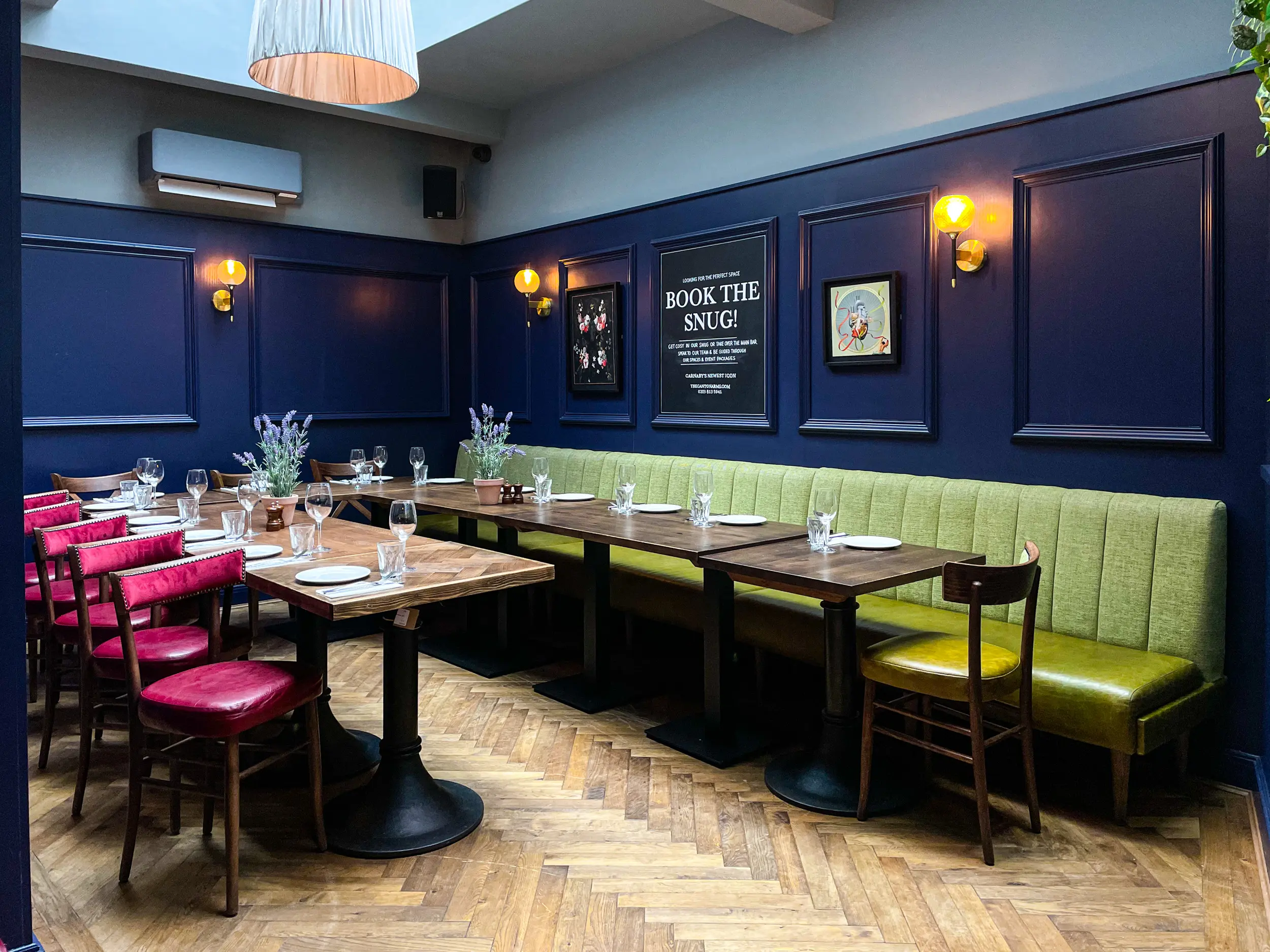 The Ganton Arms, The Snug Room photo #2