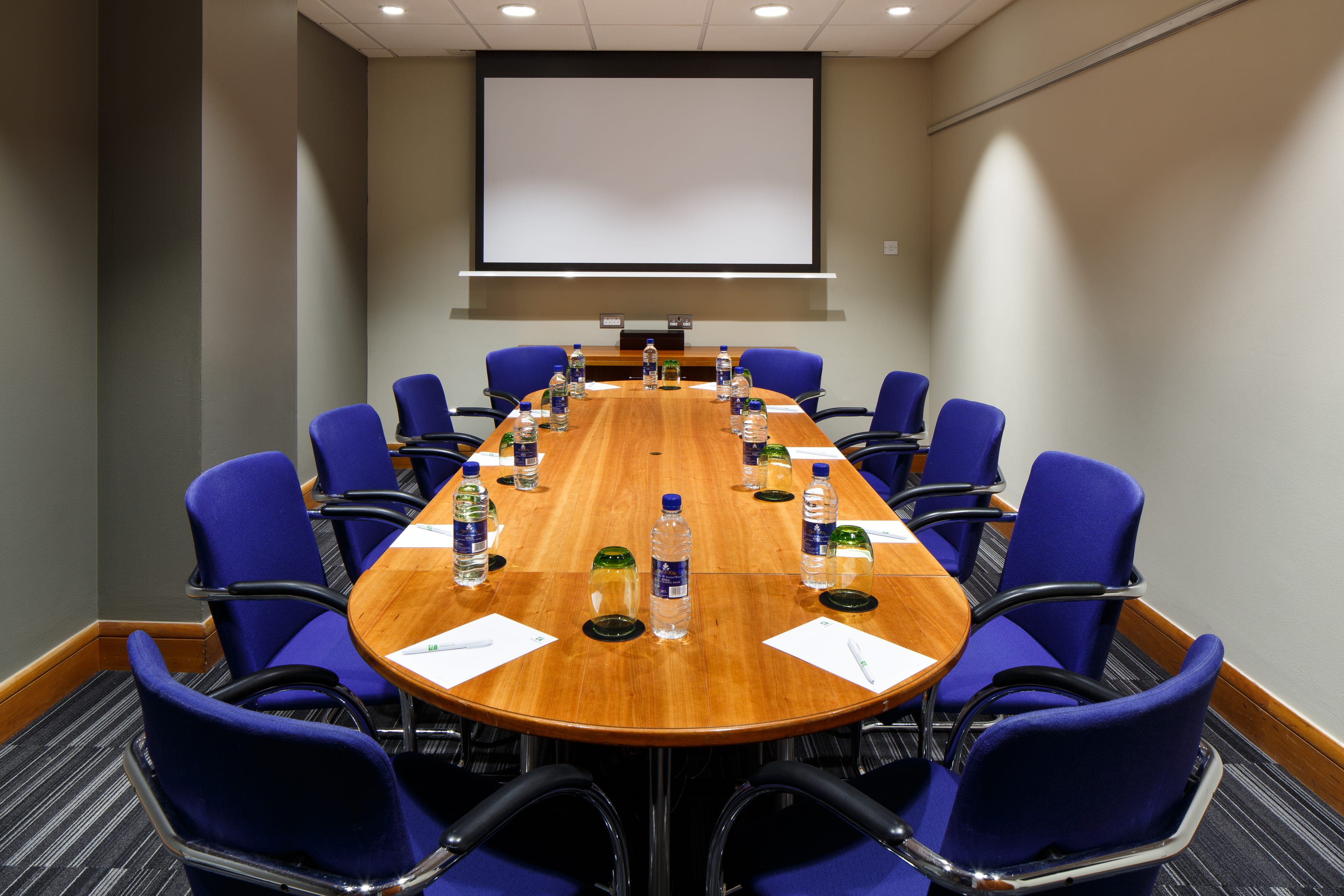 Photo of Holiday Inn London Bloomsbury, Goodacre Suite