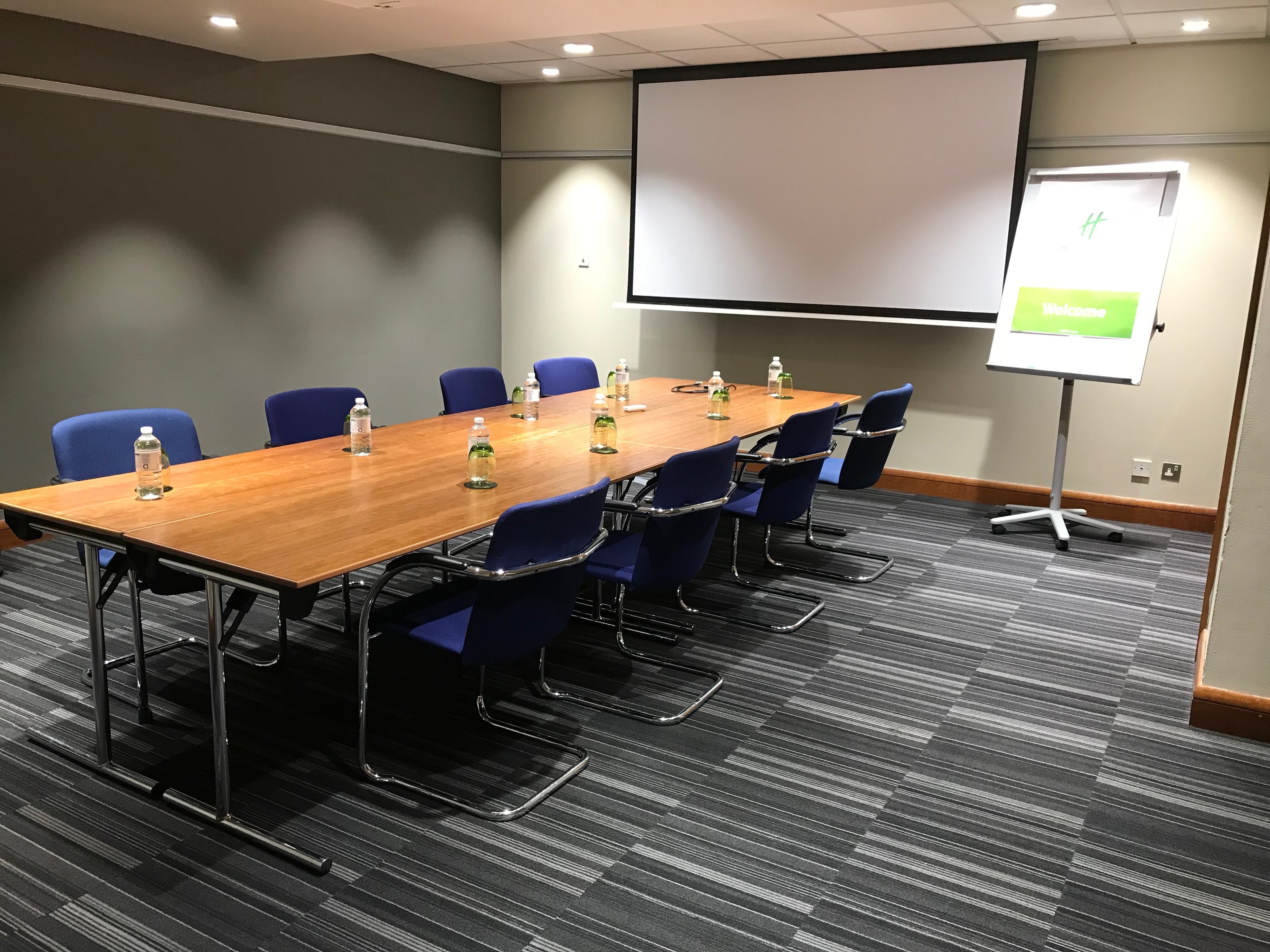 Photo of Holiday Inn London Bloomsbury, Acorn Suite