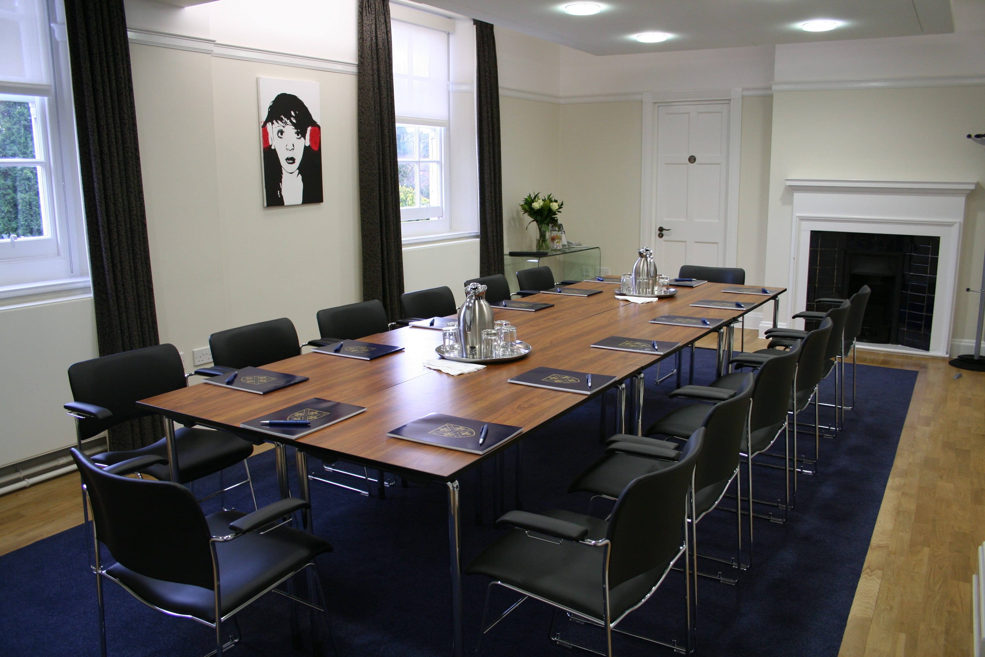 Photo of St Hugh's College, University Of Oxford, Hamlin Room 2