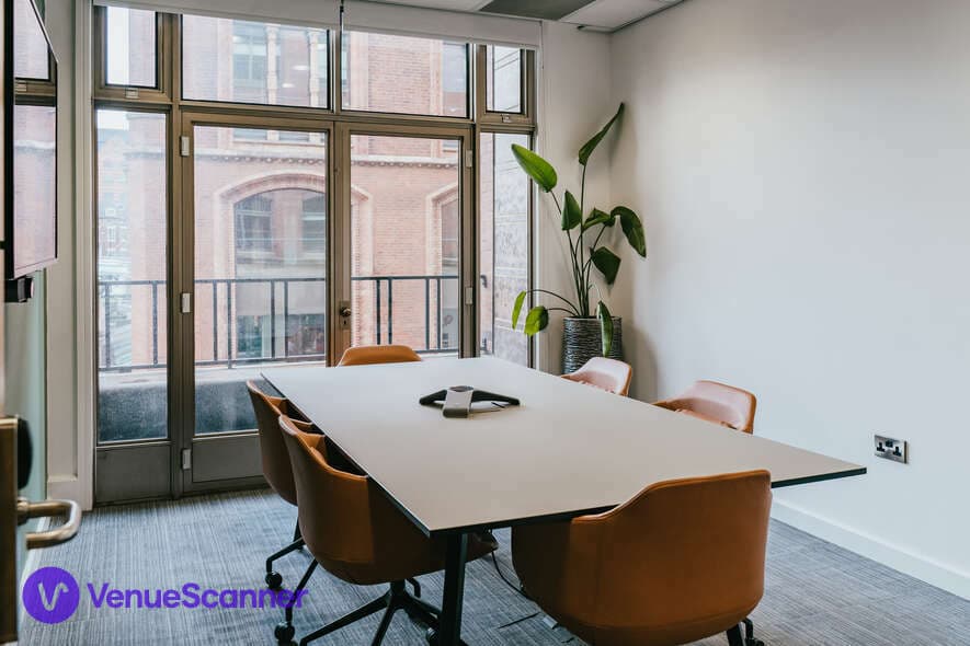 Hockney, Park House photo #1