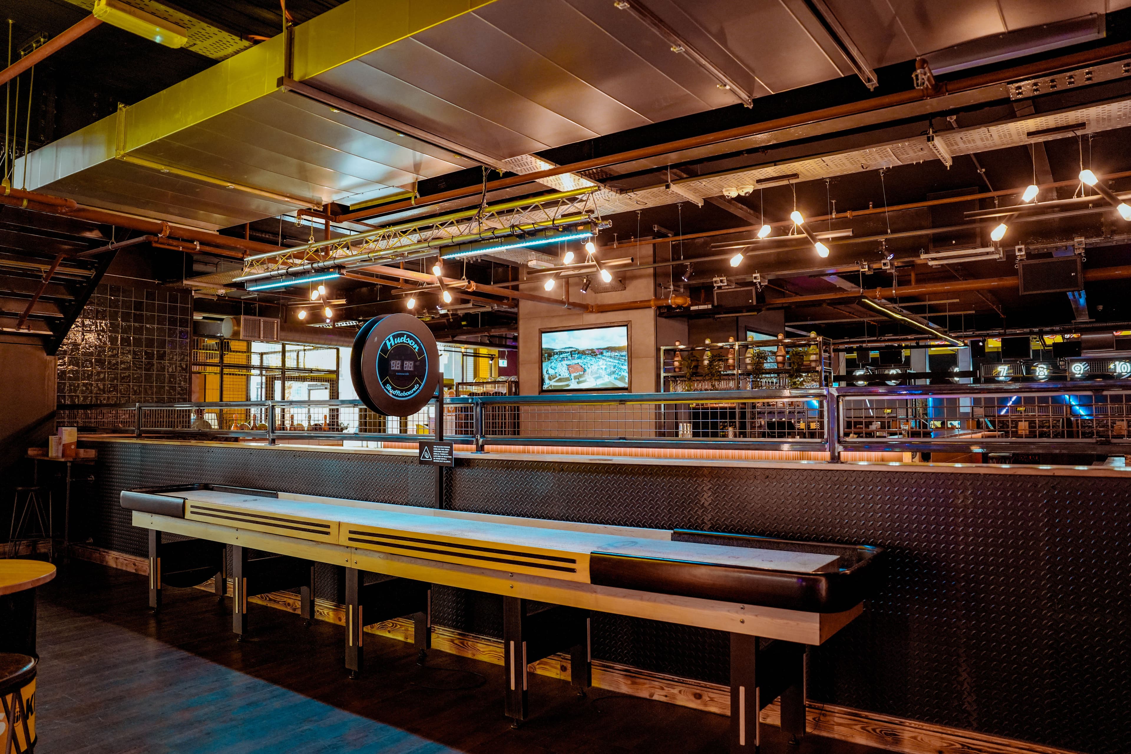 The Putt + Zone, King Pins Bowling - Trafford Palazzo Manchester photo #9