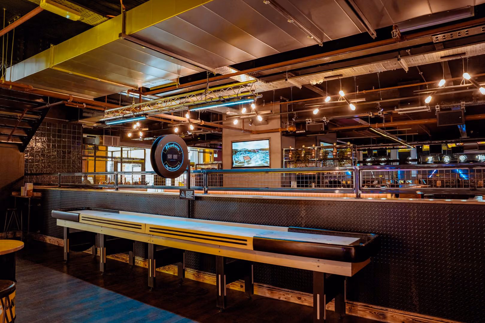 The Putt + Zone, King Pins Bowling - Trafford Palazzo Manchester photo #9