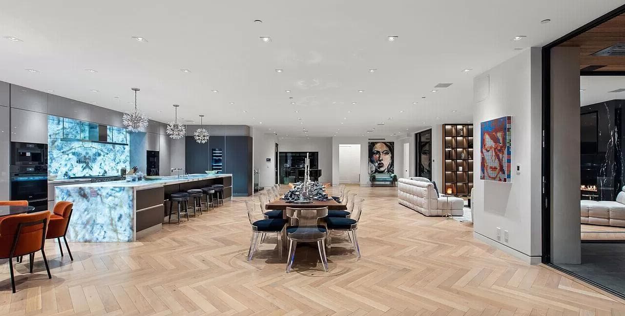 Photo of Modern Contemporary Compound
