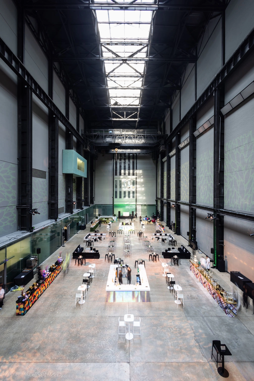 Photo of Tate Modern, Turbine Hall & Bridge