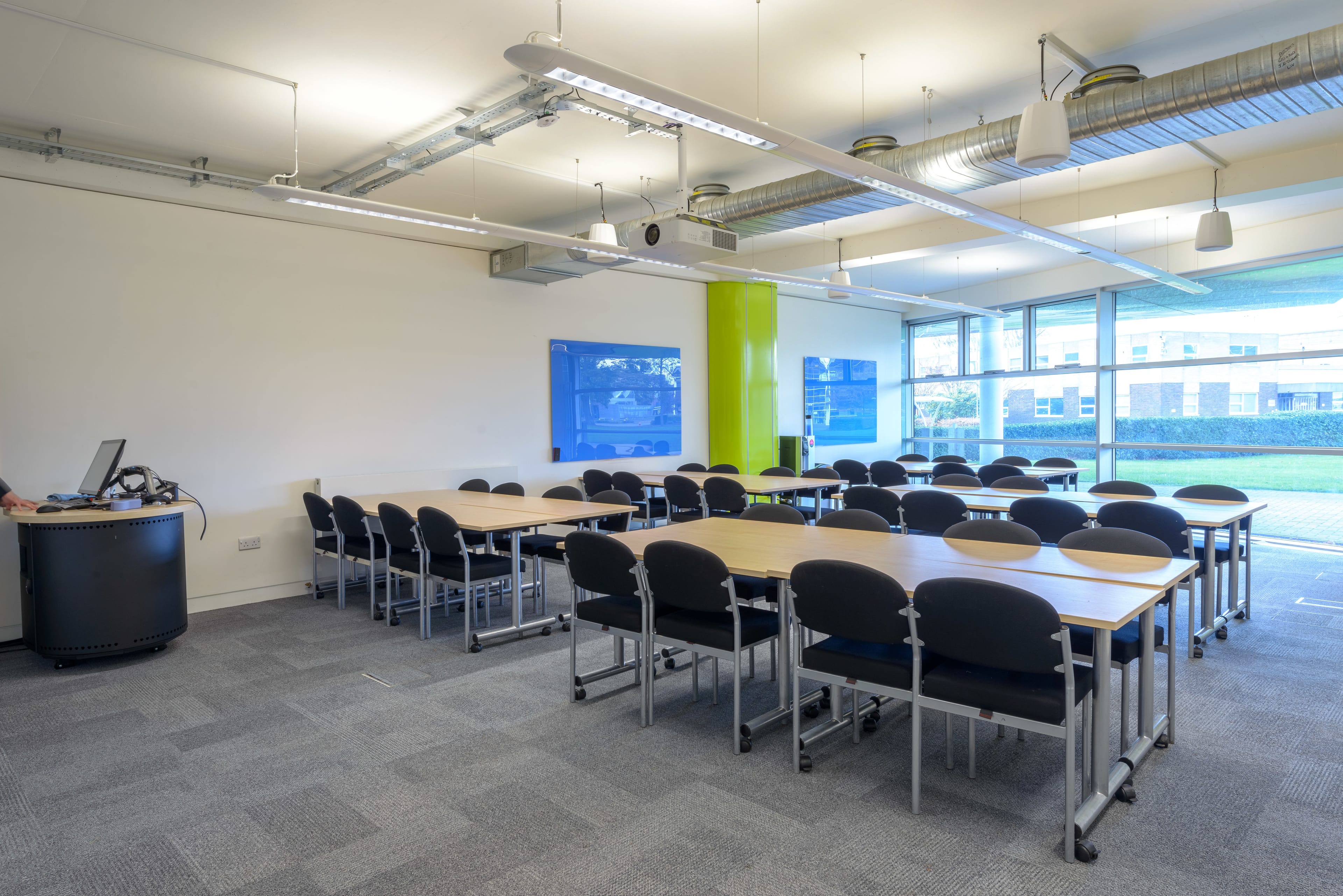 Photo of Venue Cranfield, Vincent Building Auditorium