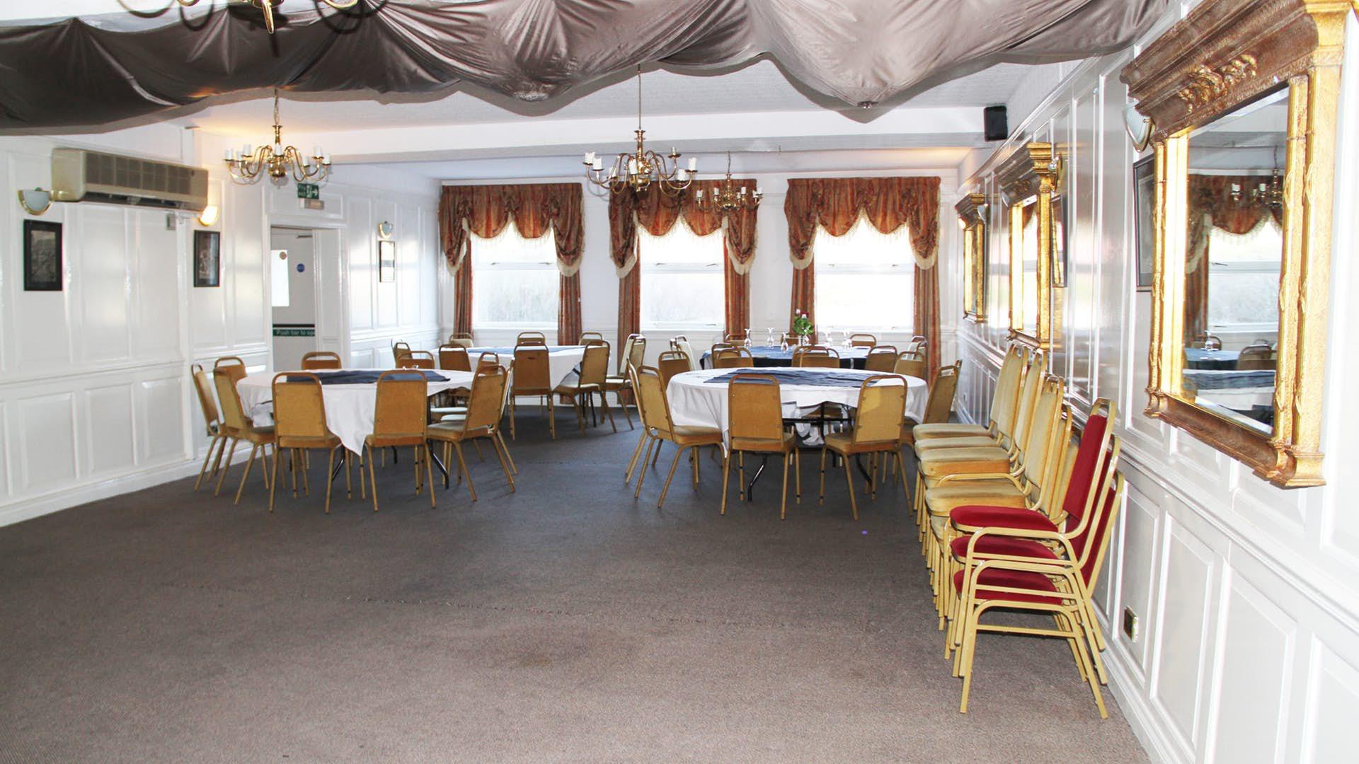Papadoms Restaurant & Banqueting Hall, Hall photo #0