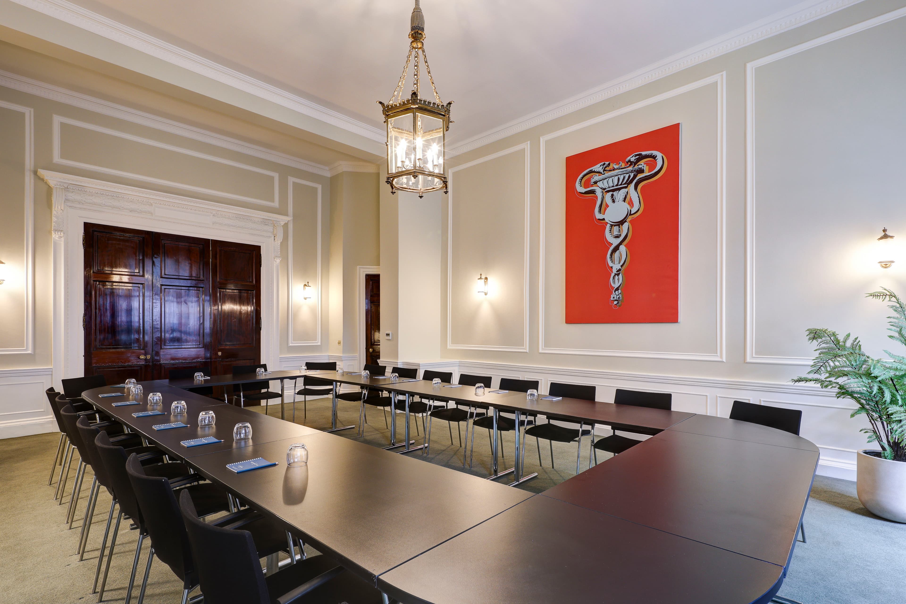 Laurie Landeau Room, 41 Portland Place photo #1