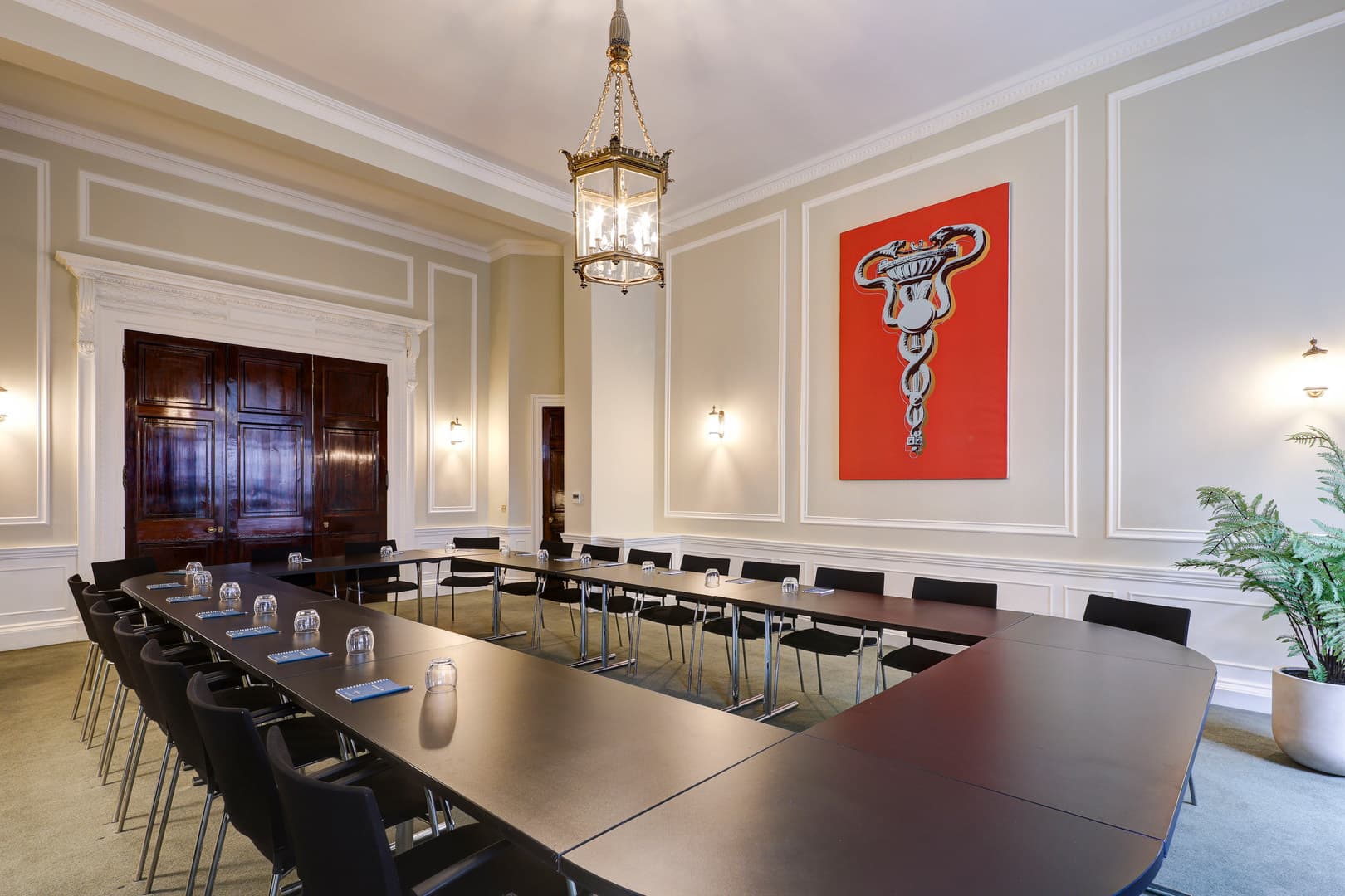 Laurie Landeau Room, 41 Portland Place photo #1