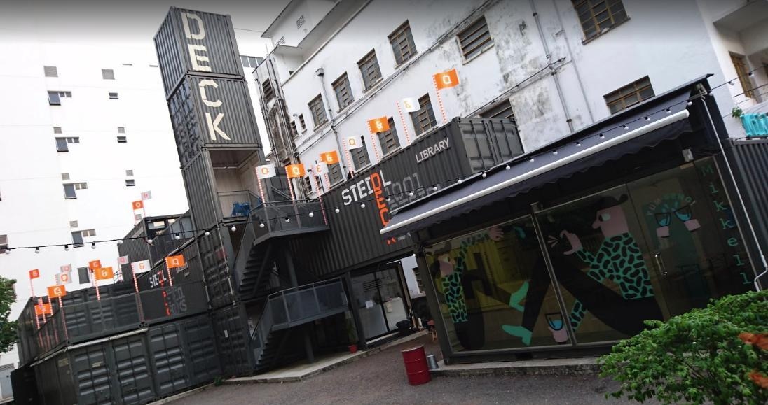 Photo of Deck, Gallery 1