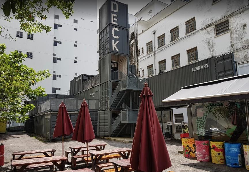 Photo of Deck, Courtyard