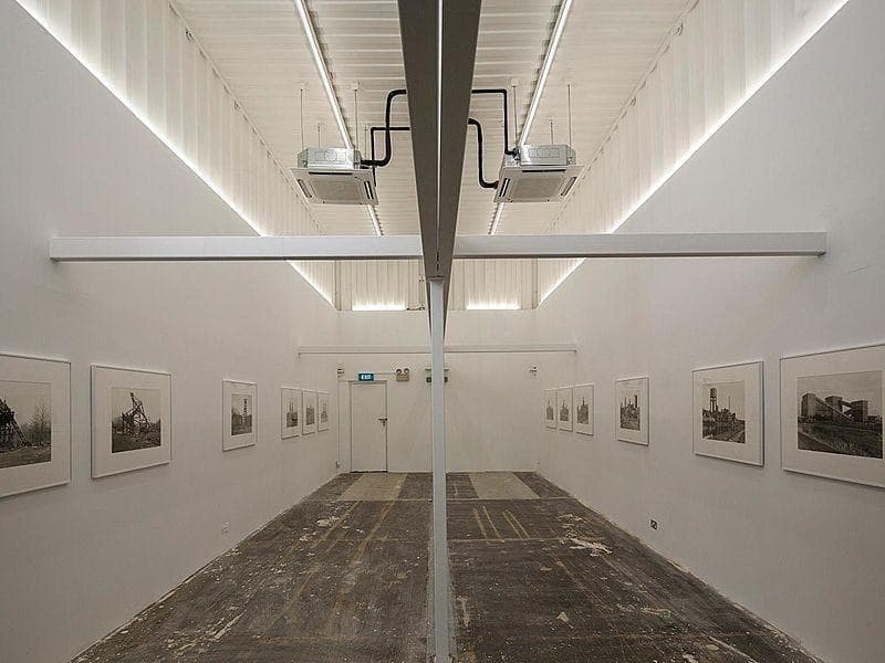 Gallery 1, Deck photo #1