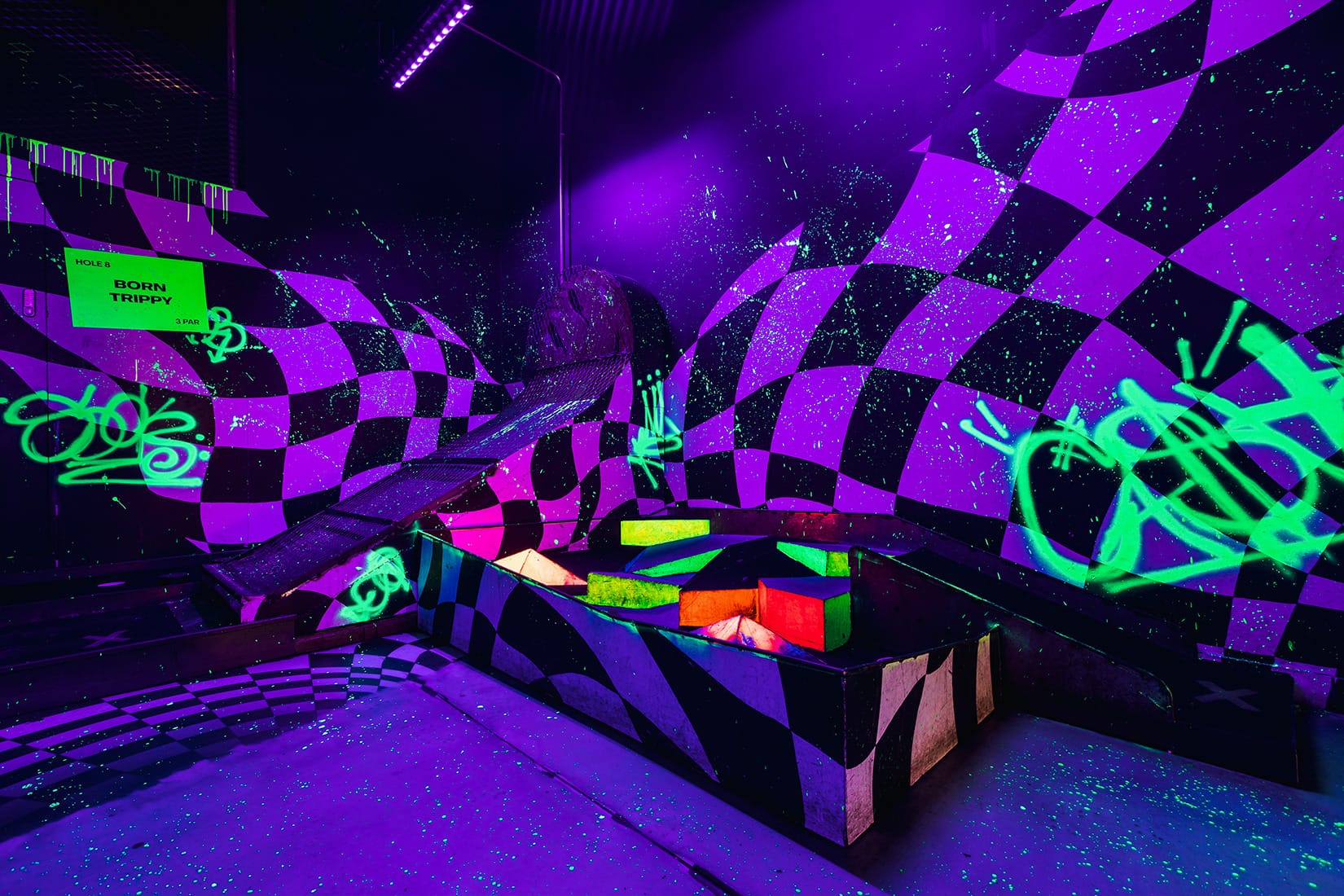 Photo of Junkyard Golf Shoreditch, DIRK