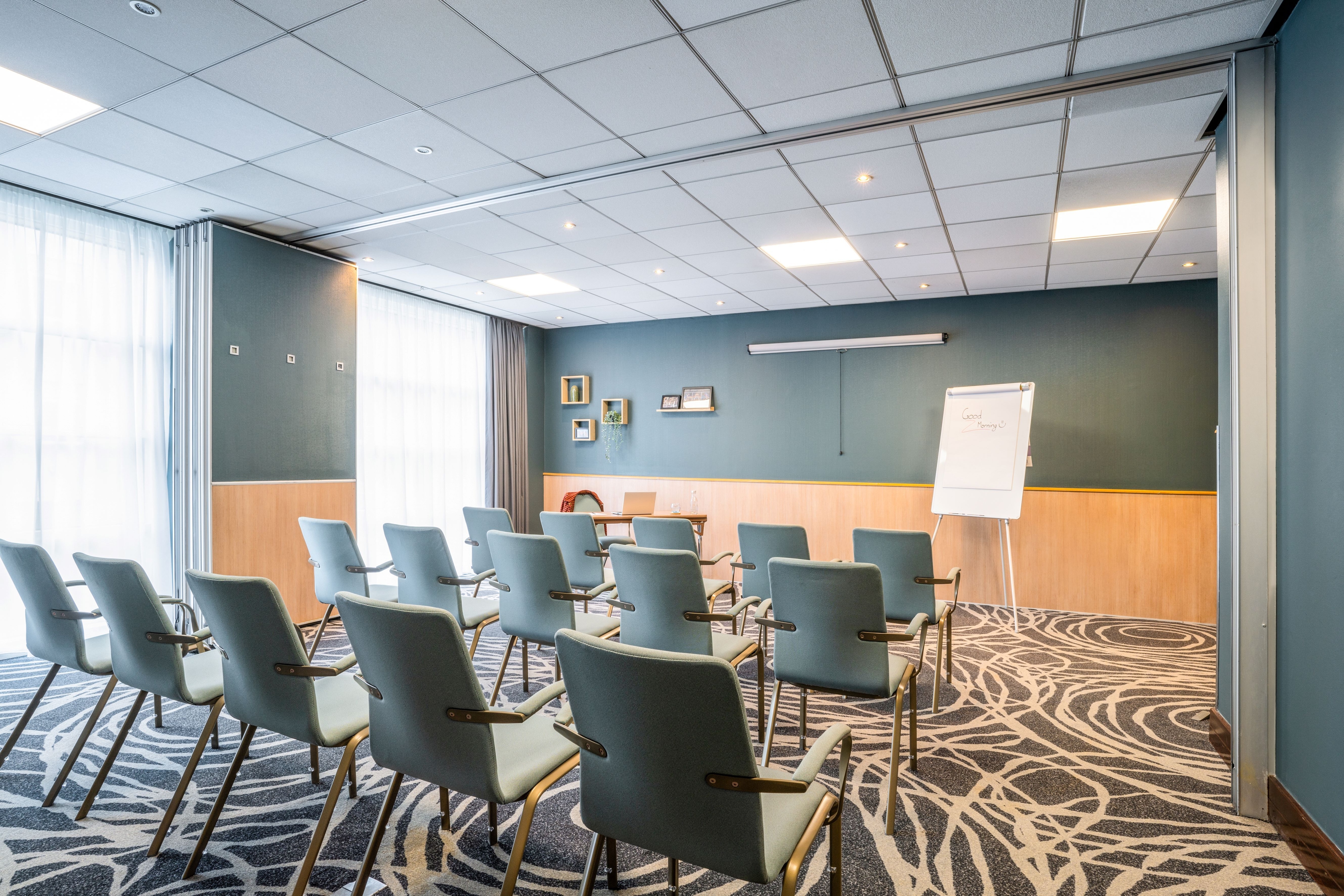 Photo of Novotel Glasgow Centre, Burrell 2