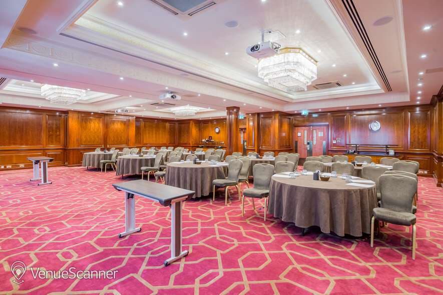 The Connaught Suite, Radisson Blu Edwardian Heathrow photo #2