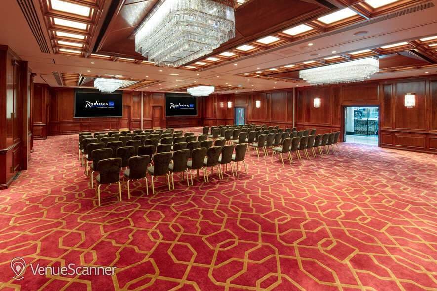 The Royal Suite, Radisson Blu Edwardian Heathrow photo #1